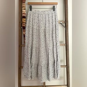 Brandy Melville maxi skirt in blue floral print